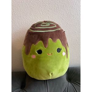 Squishmallows Squishmallows Malta the Matcha Cinnamon Roll Plush 9”